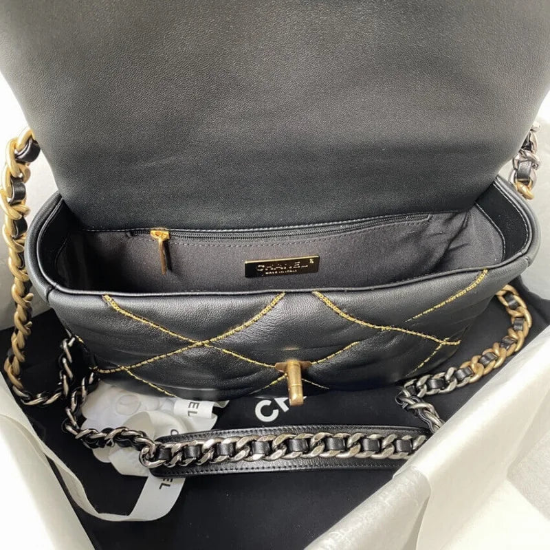 Black Flap Bag Y846