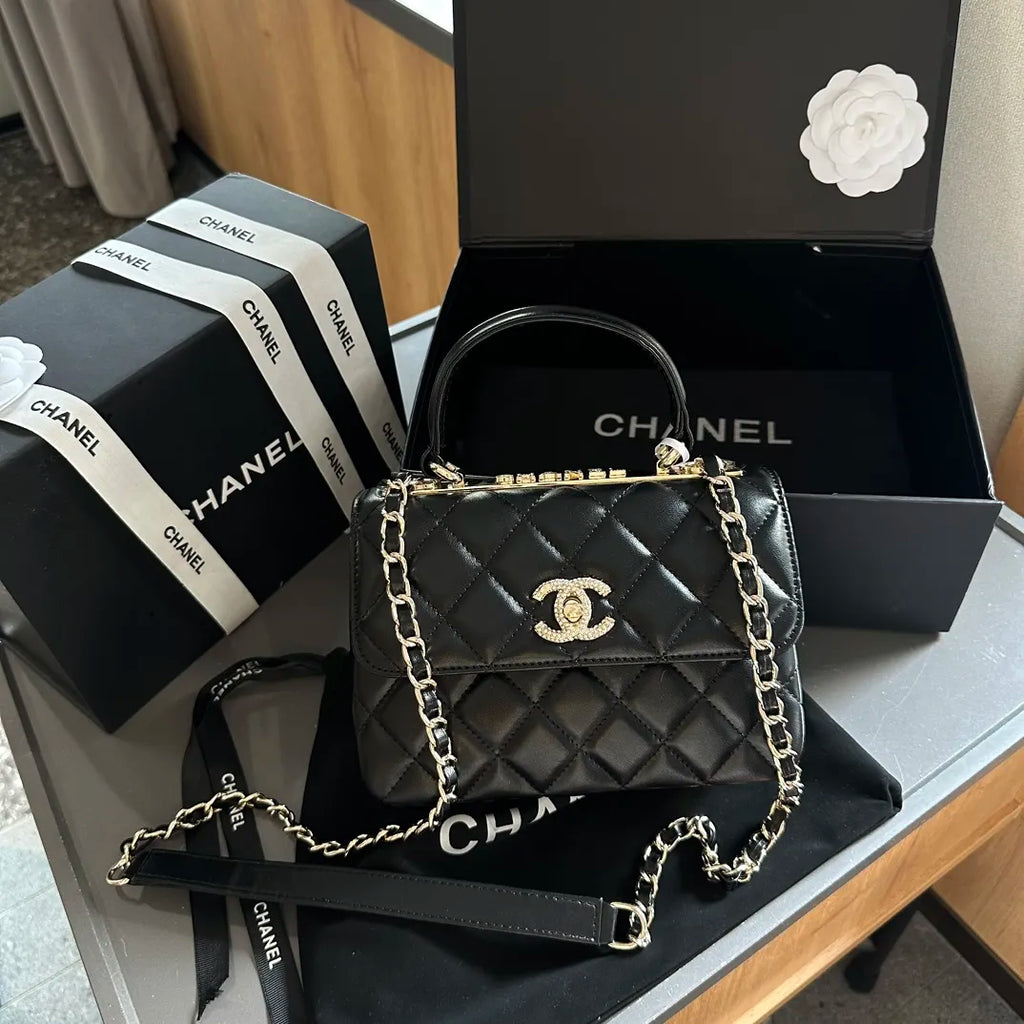 Flap Bag with Top Handle P209